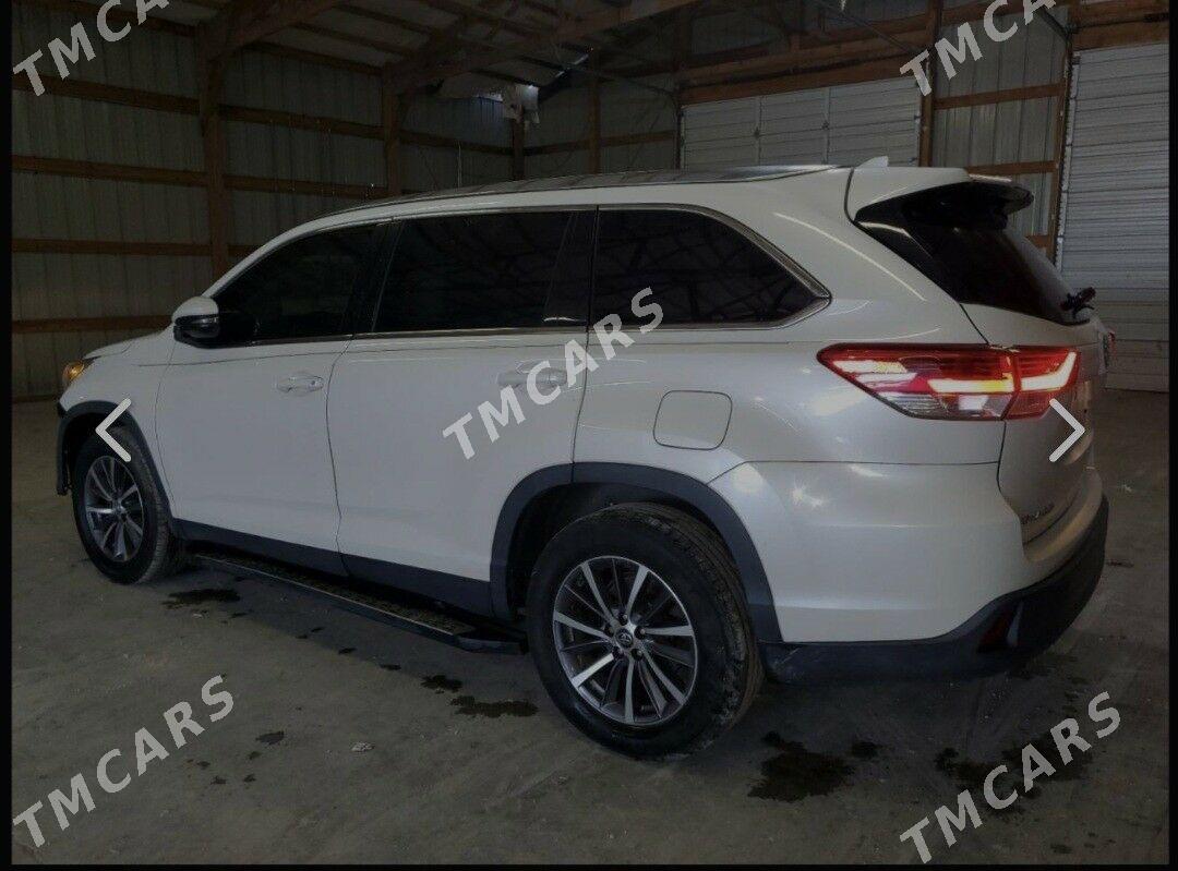 Toyota Highlander 2019 - 520 000 TMT - Ашхабад - img 3
