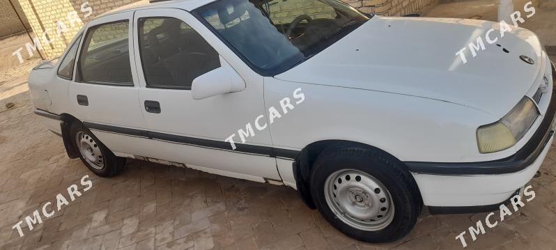 Opel Vectra 1990 - 25 000 TMT - Байрамали - img 5