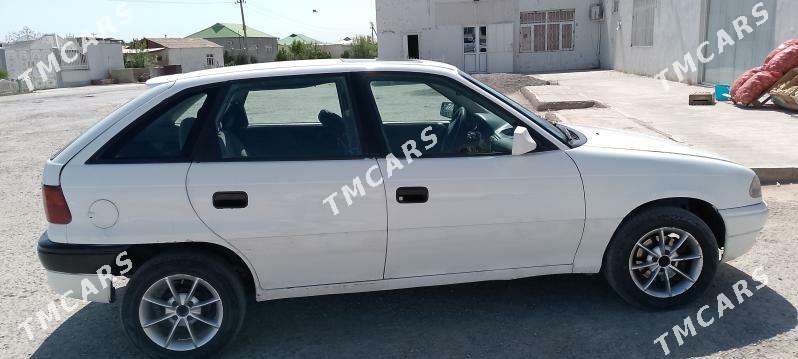 Opel Astra 1994 - 30 000 TMT - Gökdepe - img 3