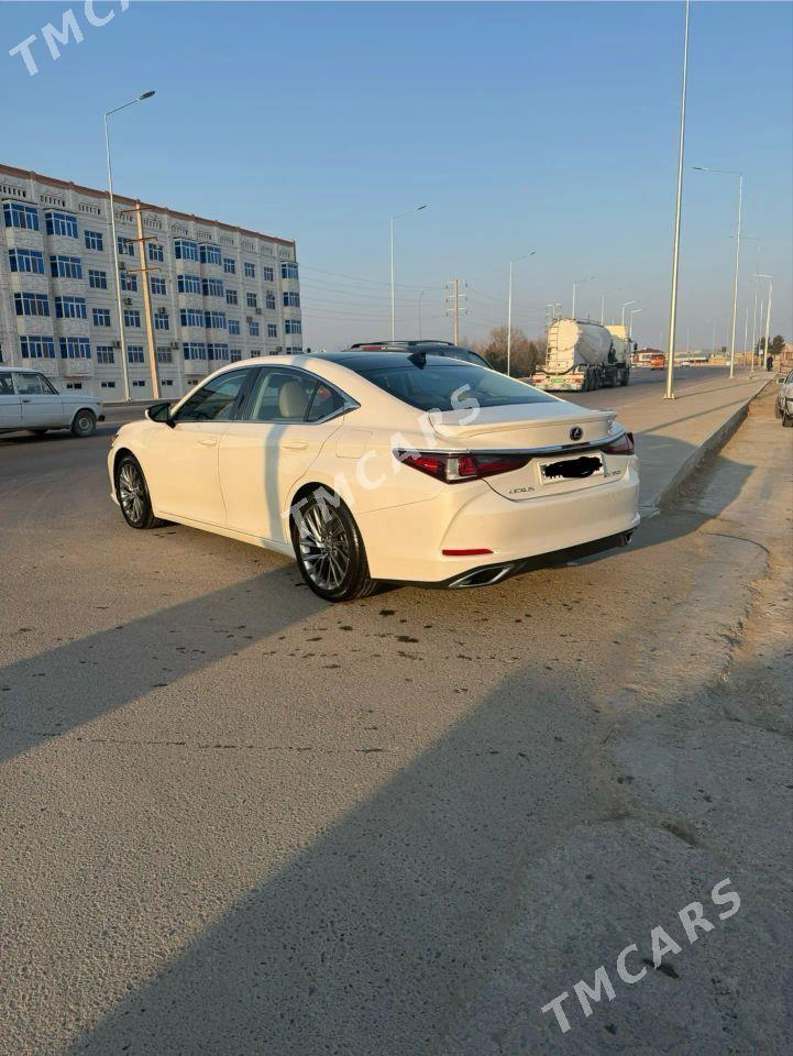 Lexus ES 350 2021 - 529 000 TMT - Мары - img 4