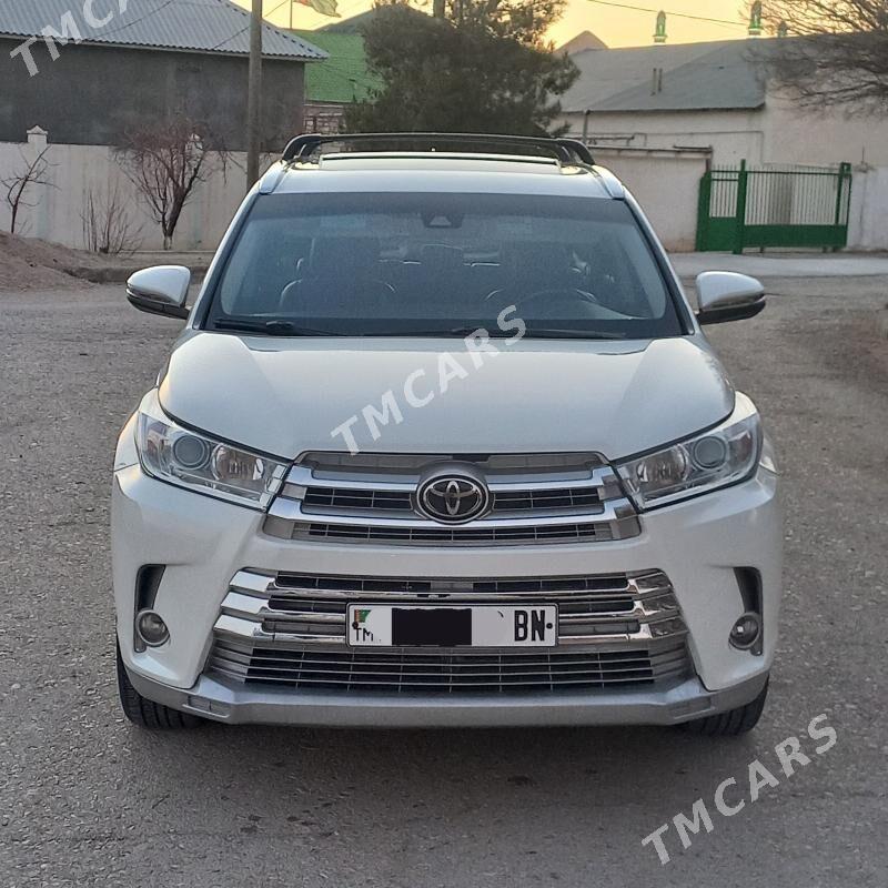Toyota Highlander 2018 - 460 000 TMT - Балканабат - img 8