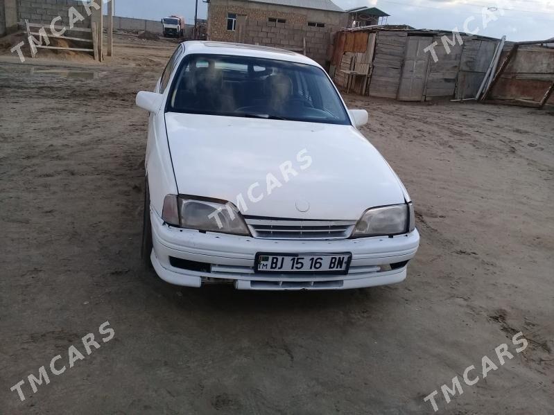 Opel Omega 1990 - 25 000 TMT - Хазар - img 4
