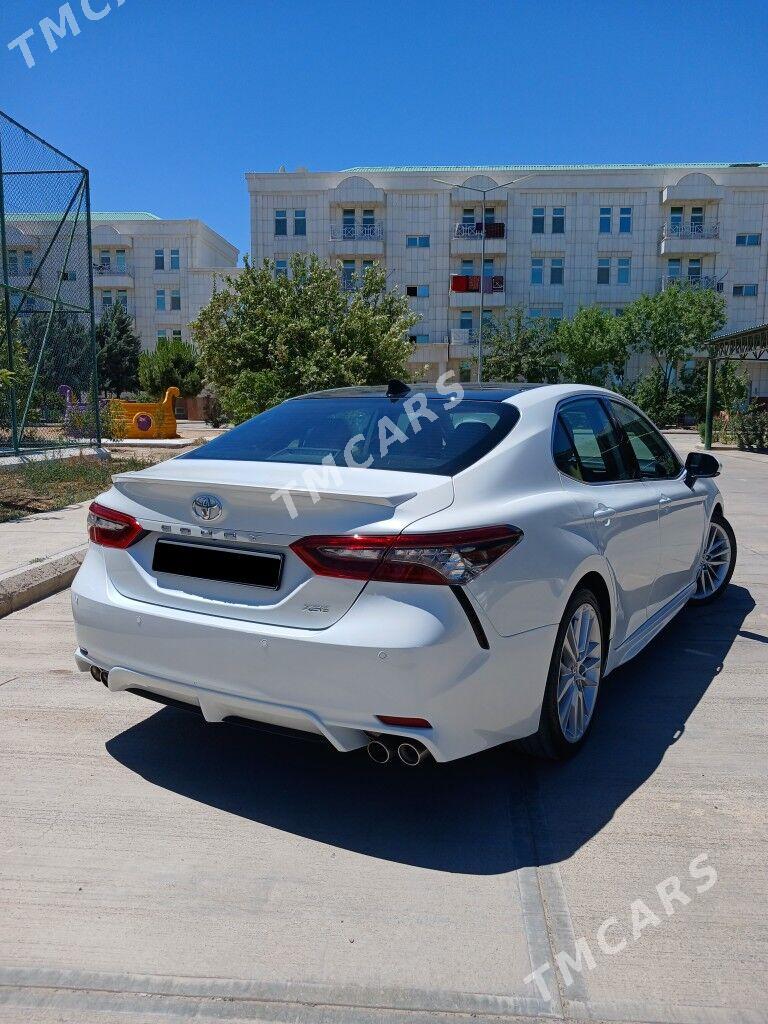 Toyota Camry 2021 - 500 000 TMT - Ашхабад - img 2