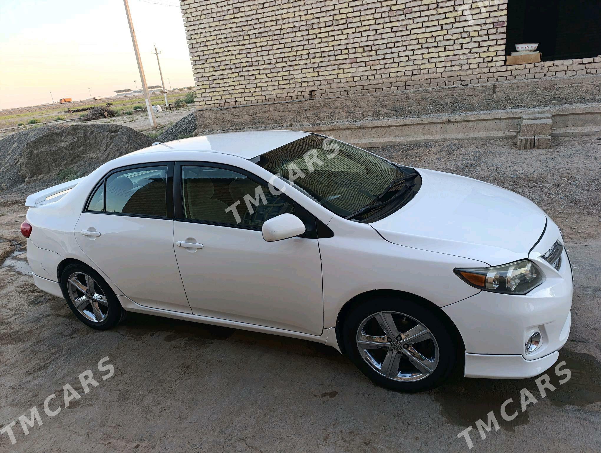 Toyota Corolla 2010 - 125 000 TMT - Теджен - img 3