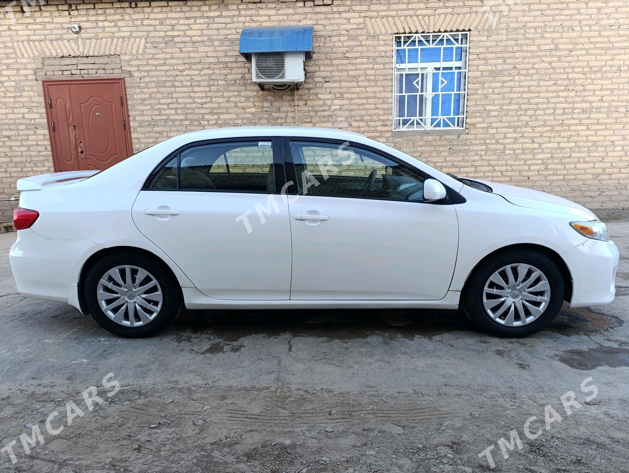 Toyota Corolla 2010 - 125 000 TMT - Теджен - img 2