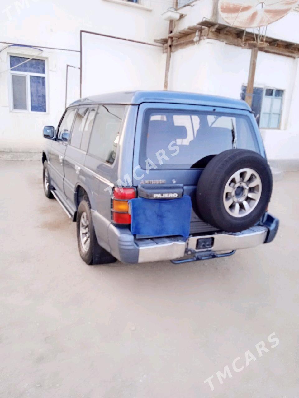 Mitsubishi Pajero 1991 - 50 000 TMT - Гумдаг - img 2