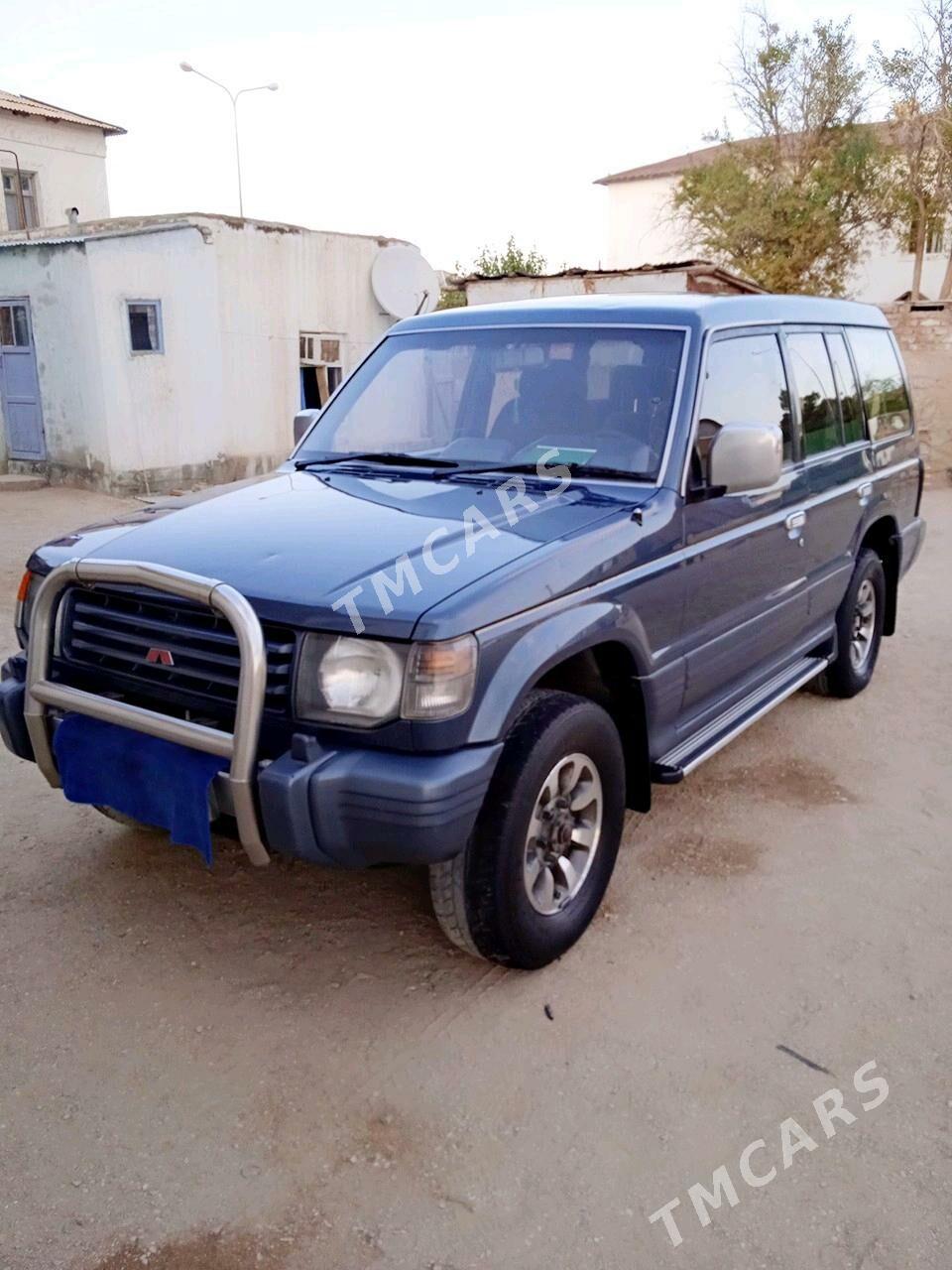 Mitsubishi Pajero 1991 - 50 000 TMT - Гумдаг - img 4