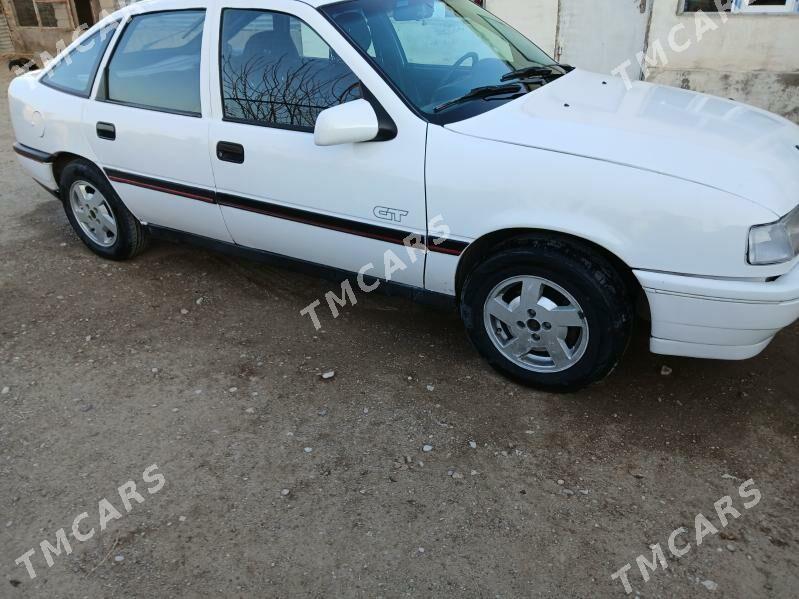 Opel Vectra 1992 - 32 000 TMT - Джебел - img 4