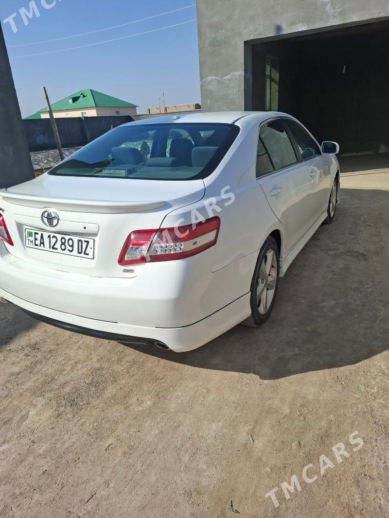 Toyota Camry 2011 - 230 000 TMT - Дашогуз - img 5