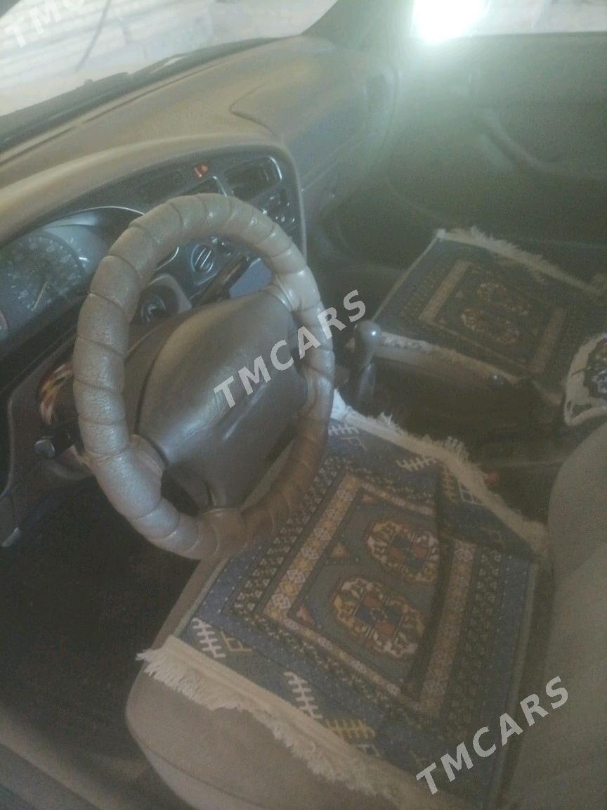 Toyota Camry 1995 - 64 000 TMT - Чарджоу - img 2