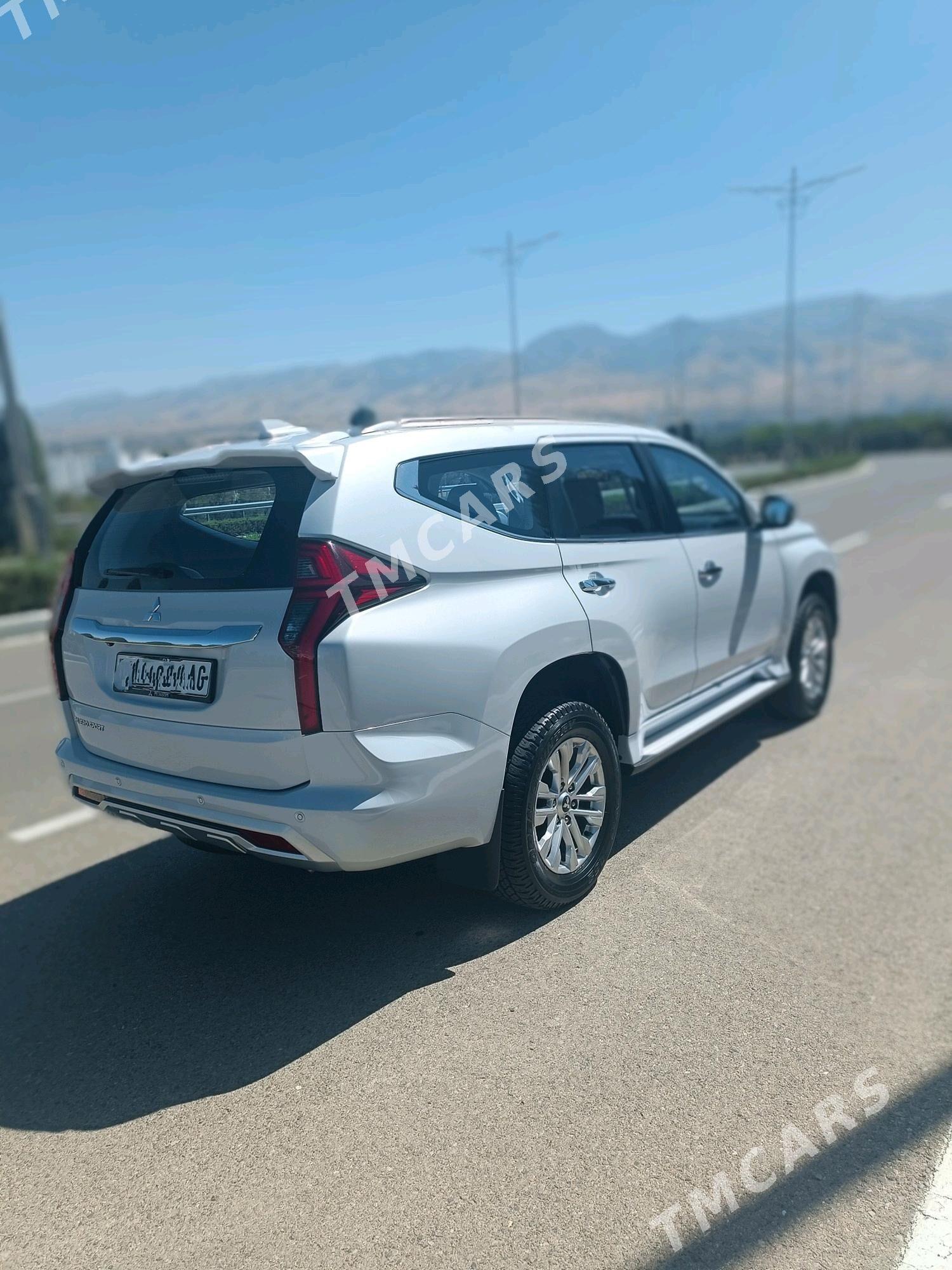 Mitsubishi Pajero 2020 - 445 000 TMT - Aşgabat - img 5