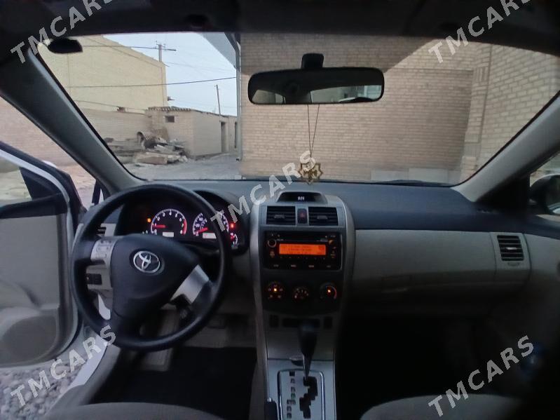 Toyota Corolla 2012 - 150 000 TMT - Мары - img 5