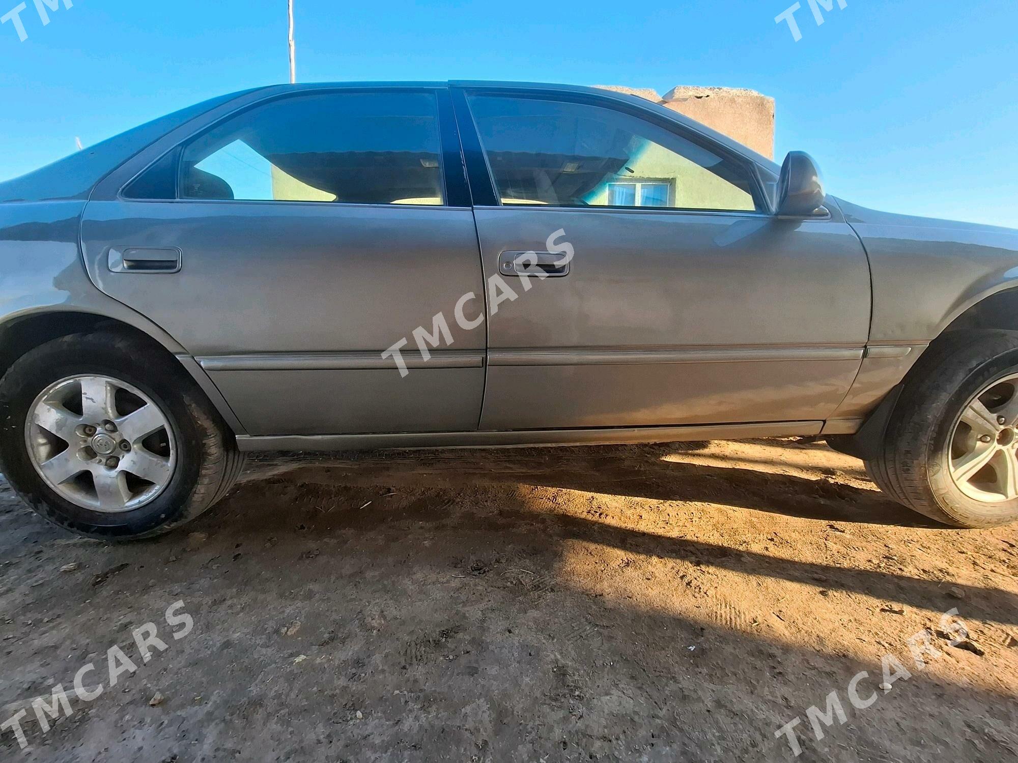 Toyota Camry 1998 - 95 000 TMT - етр. Туркменбаши - img 4