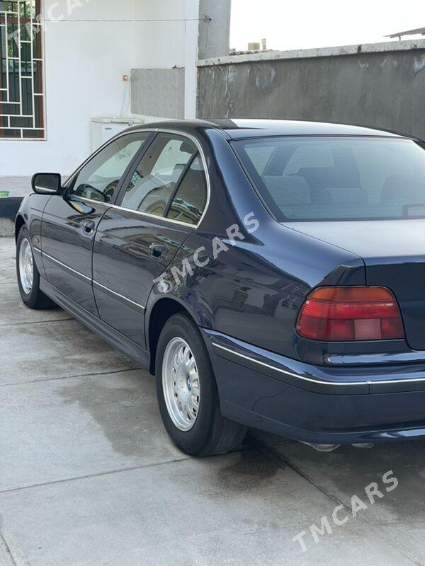 BMW E39 1998 - 84 000 TMT - Балканабат - img 2