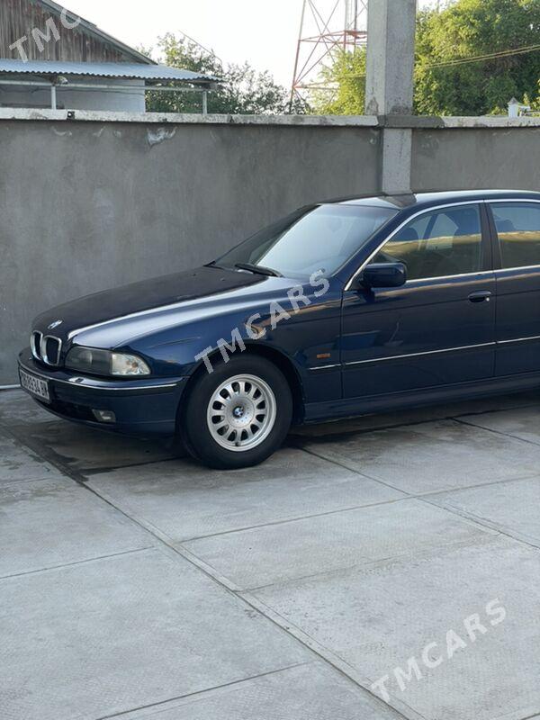 BMW E39 1998 - 84 000 TMT - Балканабат - img 7