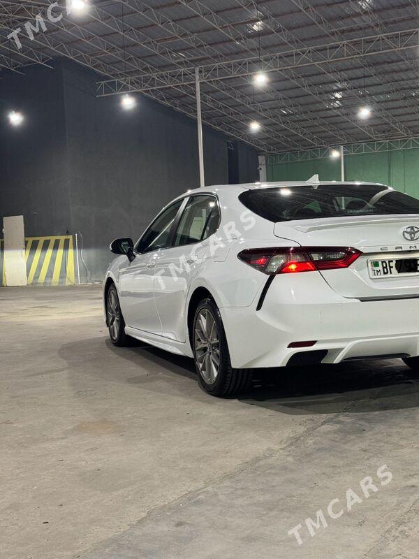 Toyota Camry 2021 - 328 000 TMT - Мары - img 5