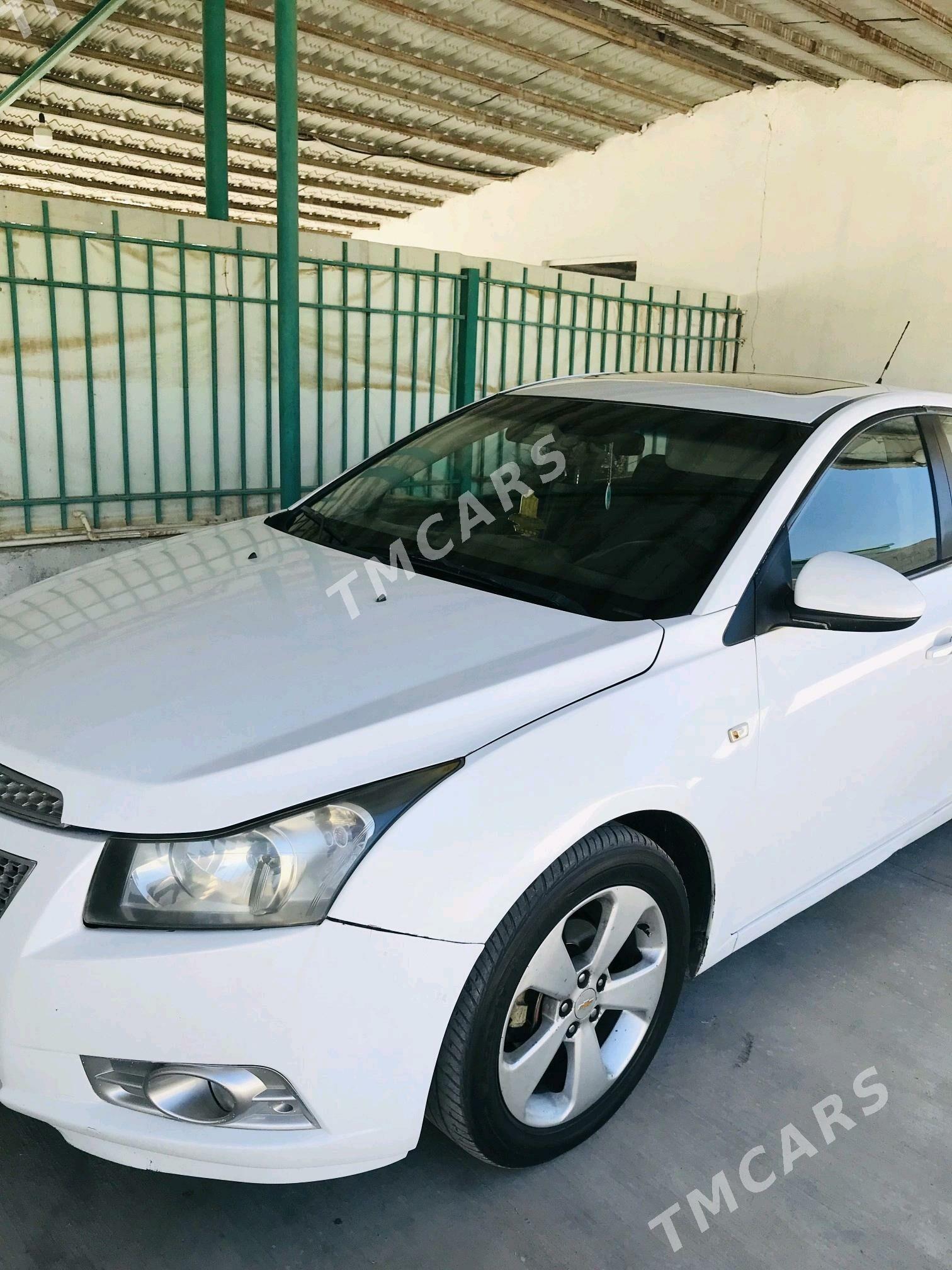 Chevrolet Cruze 2012 - 140 000 TMT - Täze zaman - img 10