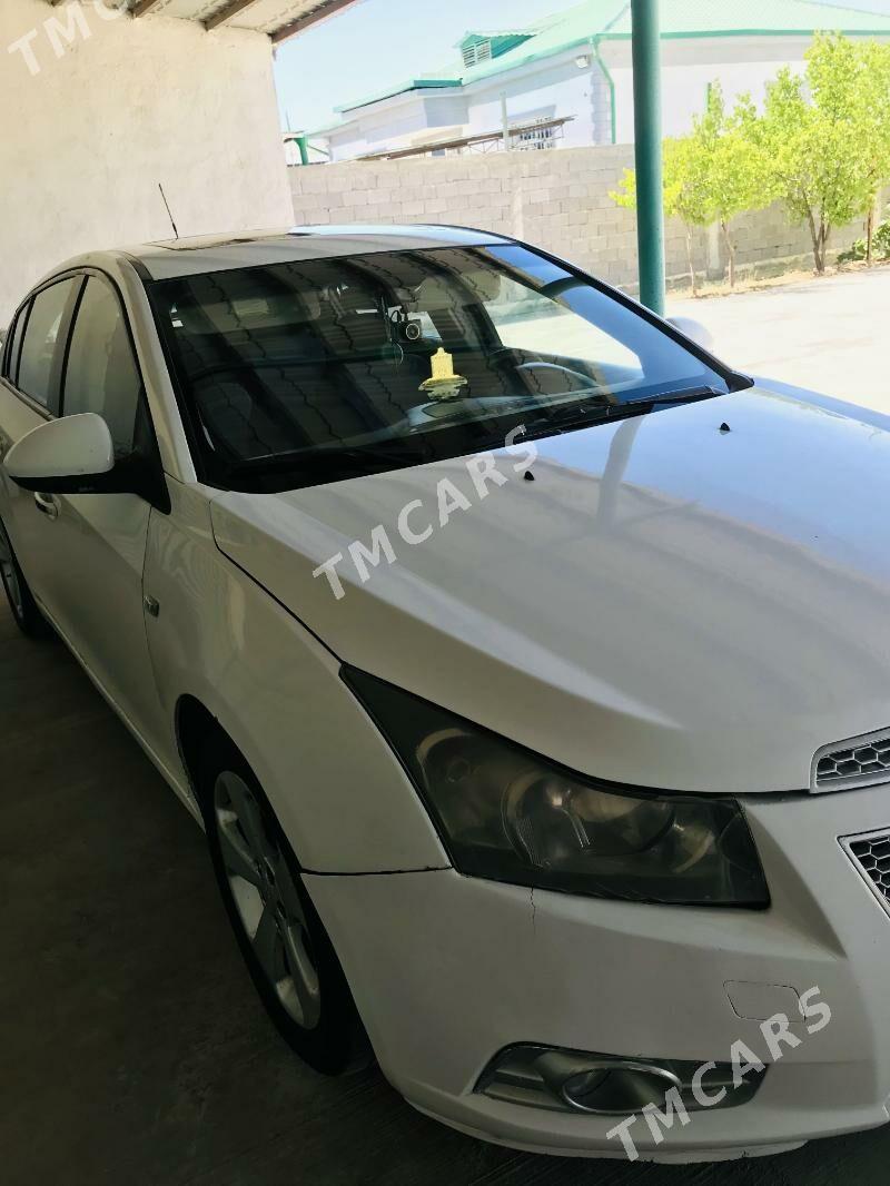 Chevrolet Cruze 2012 - 140 000 TMT - Täze zaman - img 2