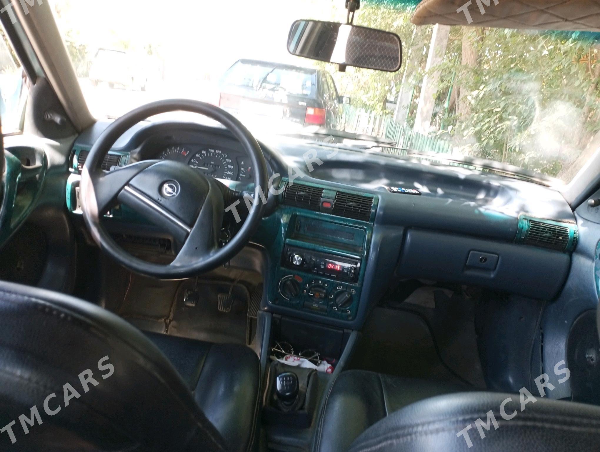 Opel Astra 1993 - 25 000 TMT - Şabat etr. - img 6