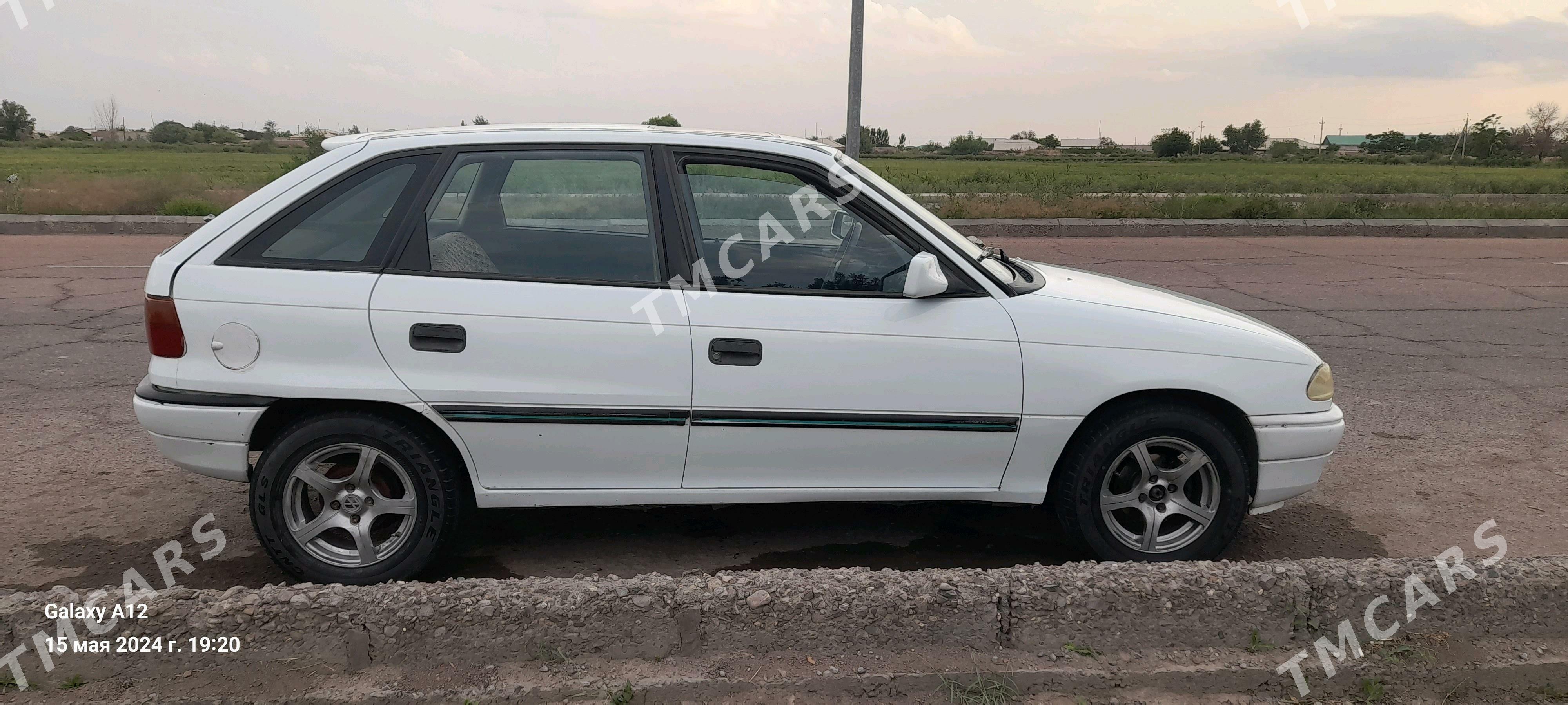 Opel Astra 1994 - 30 000 TMT - Дашогуз - img 3