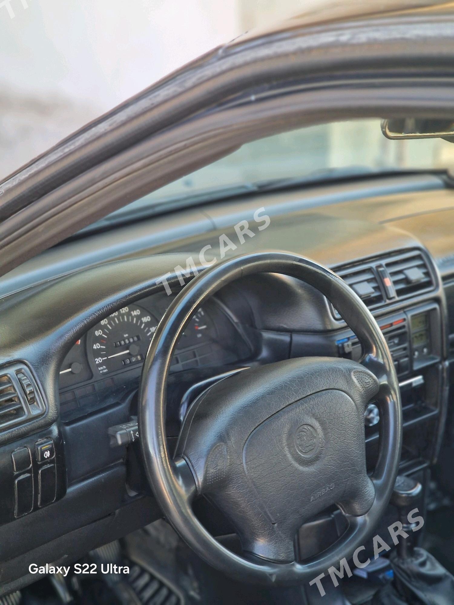 Opel Vectra 1994 - 59 000 TMT - Çärjew - img 6