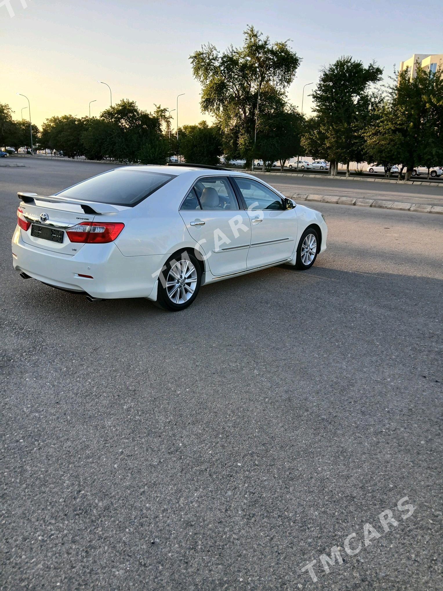 Toyota Aurion 2013 - 330 000 TMT - Гёкдепе - img 4