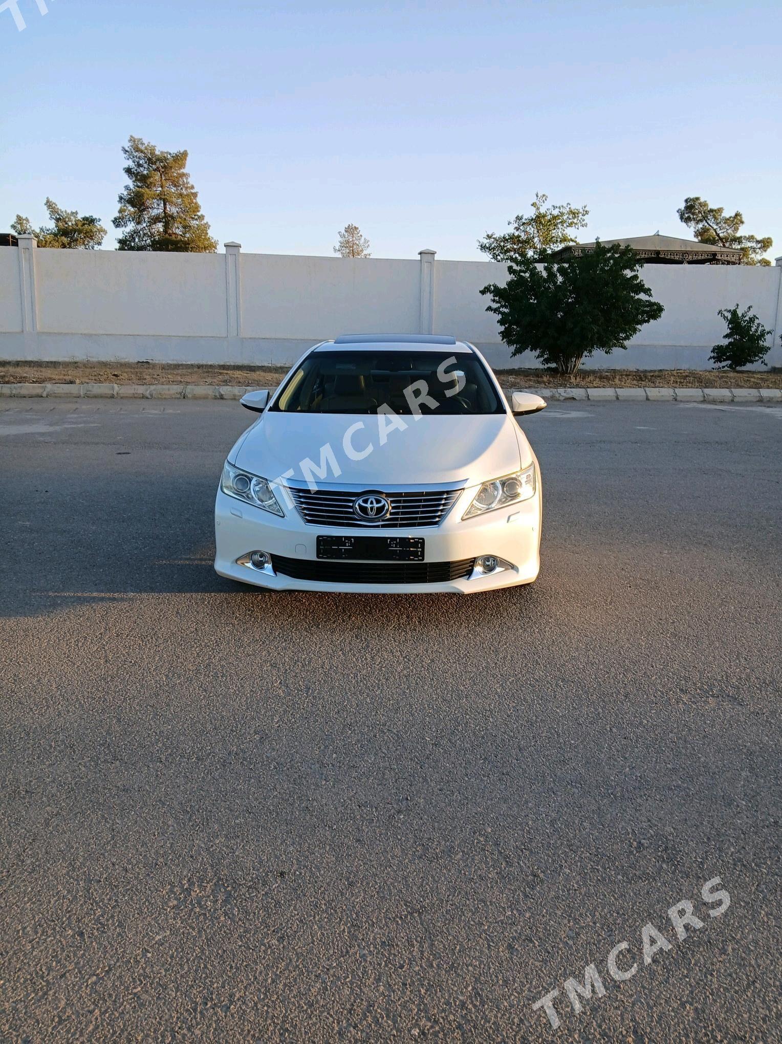 Toyota Aurion 2013 - 330 000 TMT - Гёкдепе - img 2