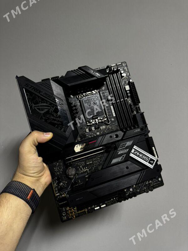 ASUS Z690 ROG F Gaming DDR5 - Ашхабад - img 3