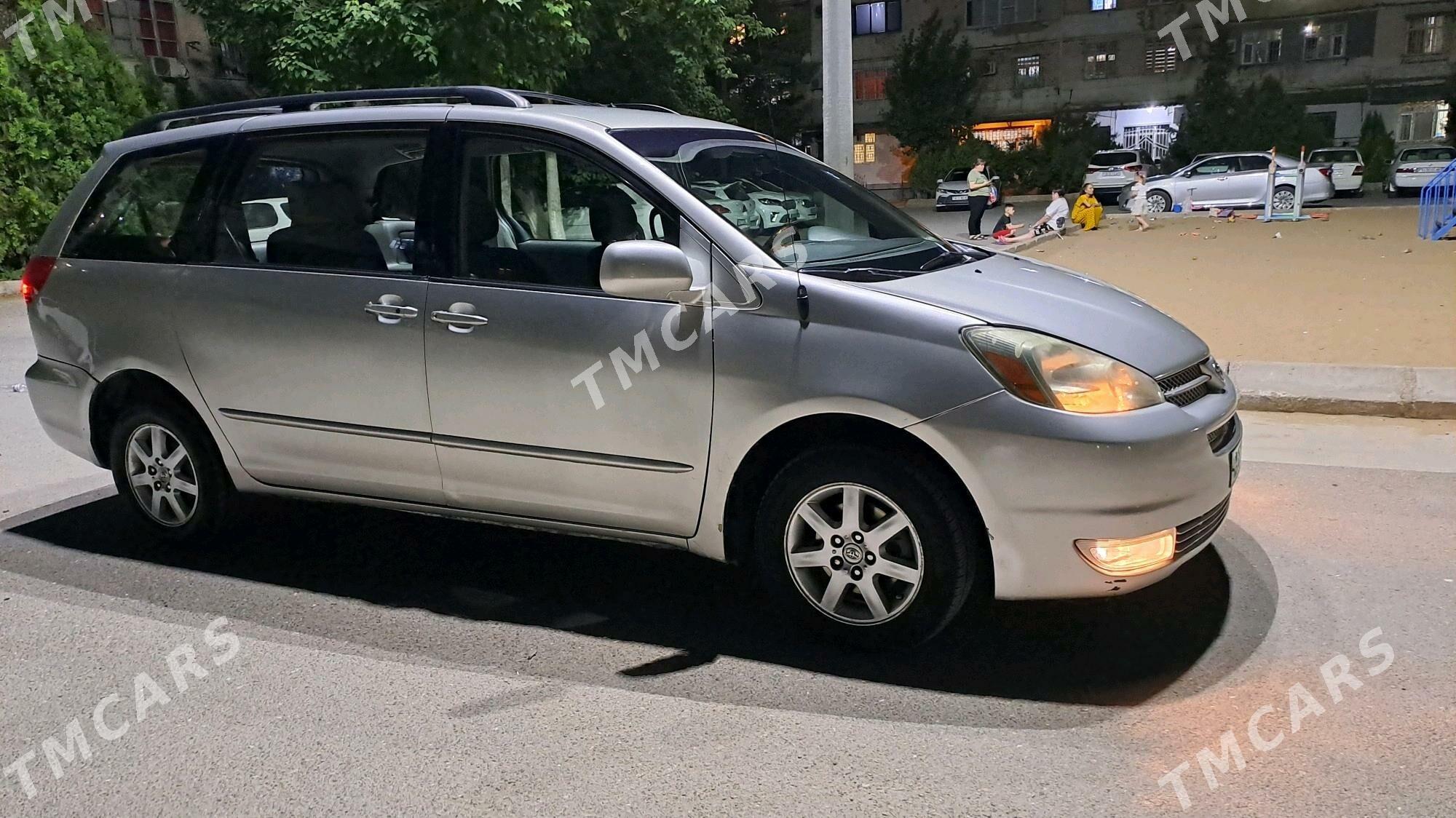 Toyota Sienna 2004 - 190 000 TMT - Aşgabat - img 10