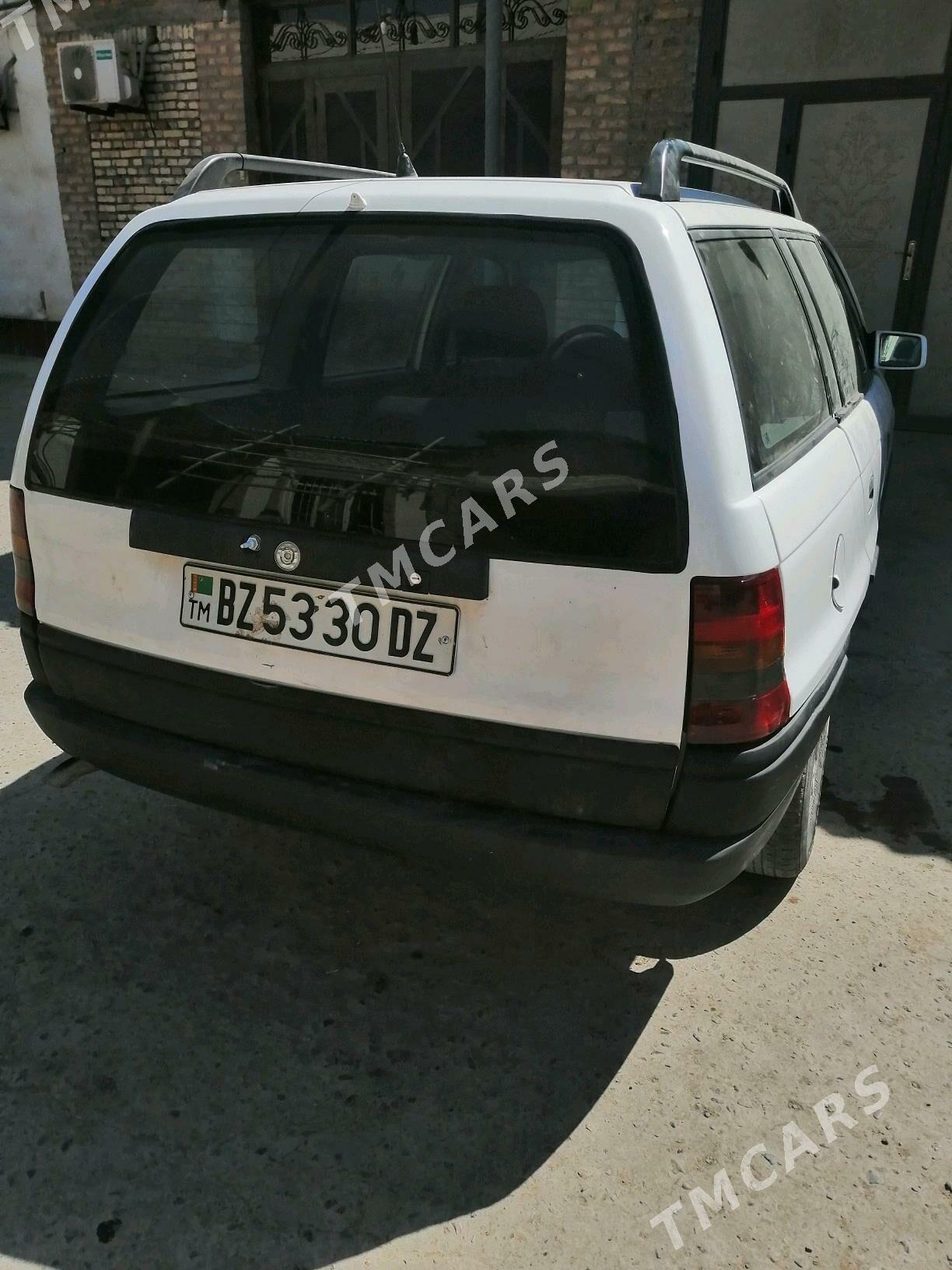 Opel Astra 1993 - 38 000 TMT - Дашогуз - img 6