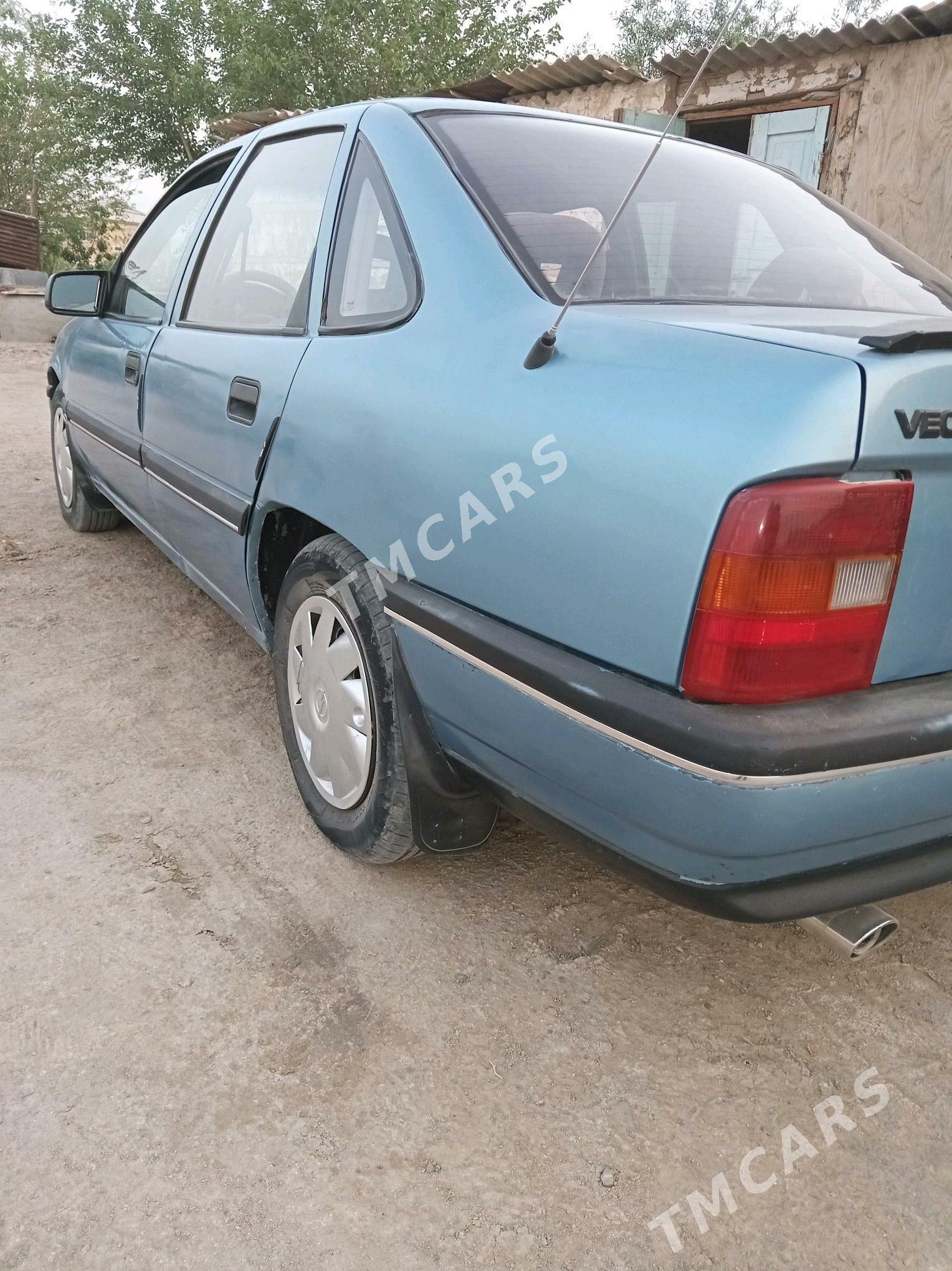 Opel Vectra 1989 - 30 000 TMT - Мары - img 3