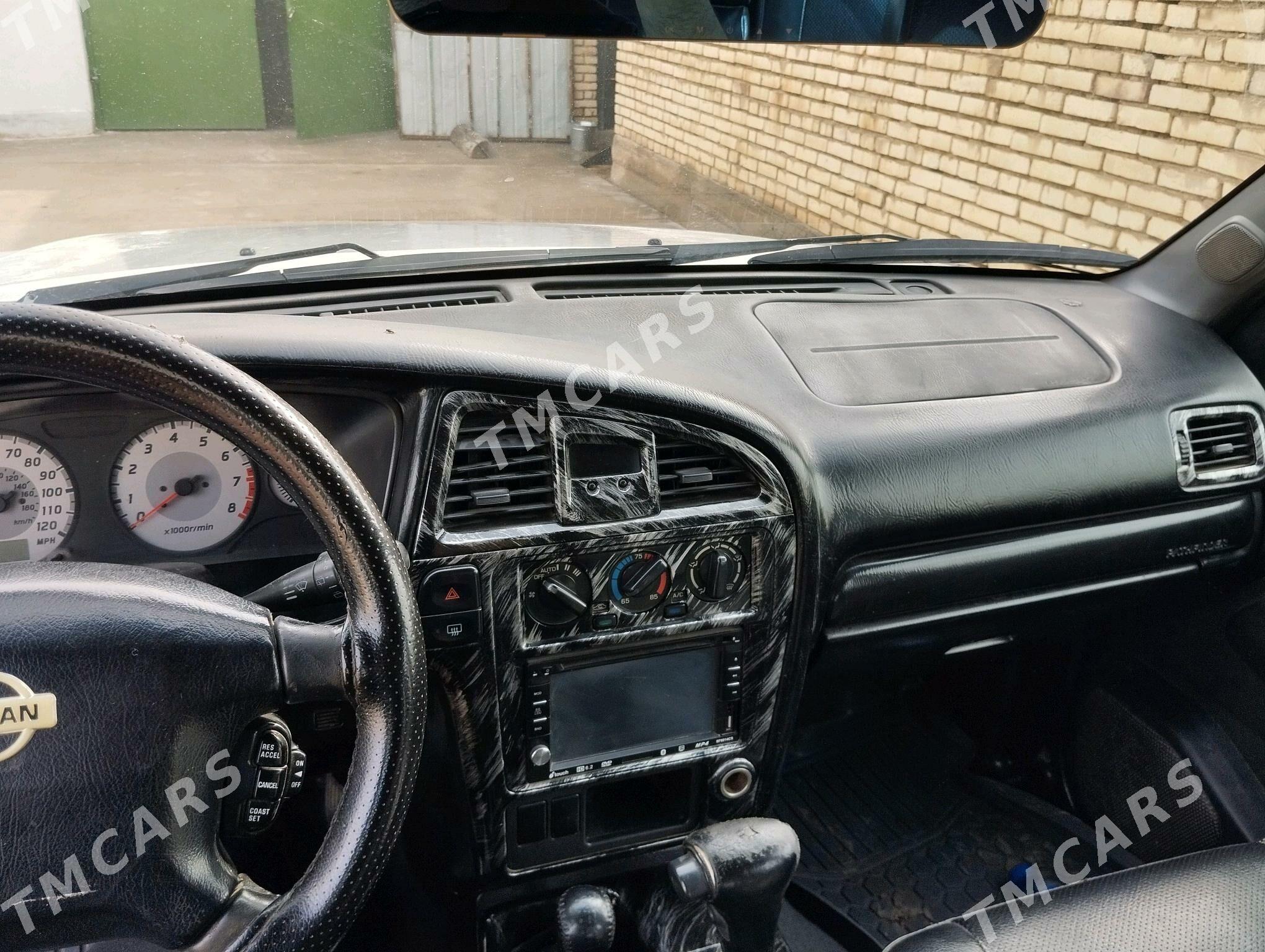 Nissan Pathfinder 2001 - 85 000 TMT - Огуз хан - img 5