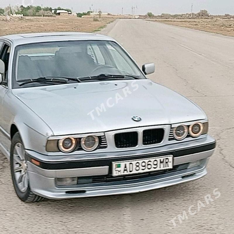 BMW 528 1989 - 45 000 TMT - Байрамали - img 3