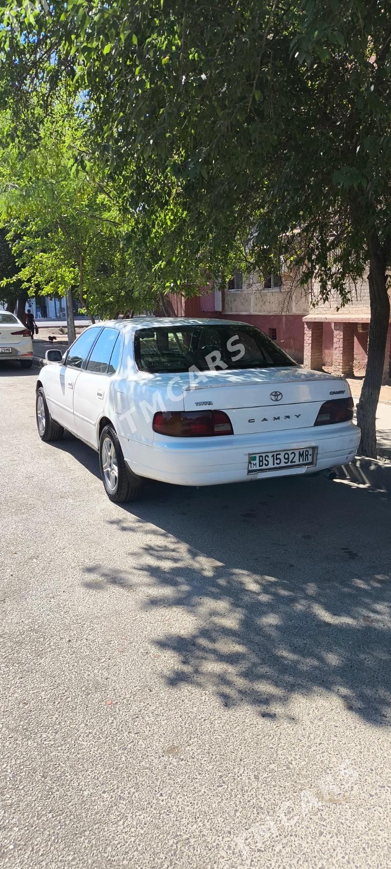 Toyota Camry 1995 - 77 000 TMT - Mary - img 3