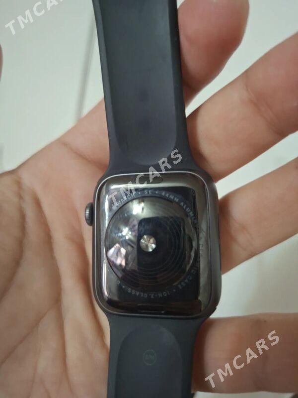 watch se 44 ip xs max - Mary - img 3