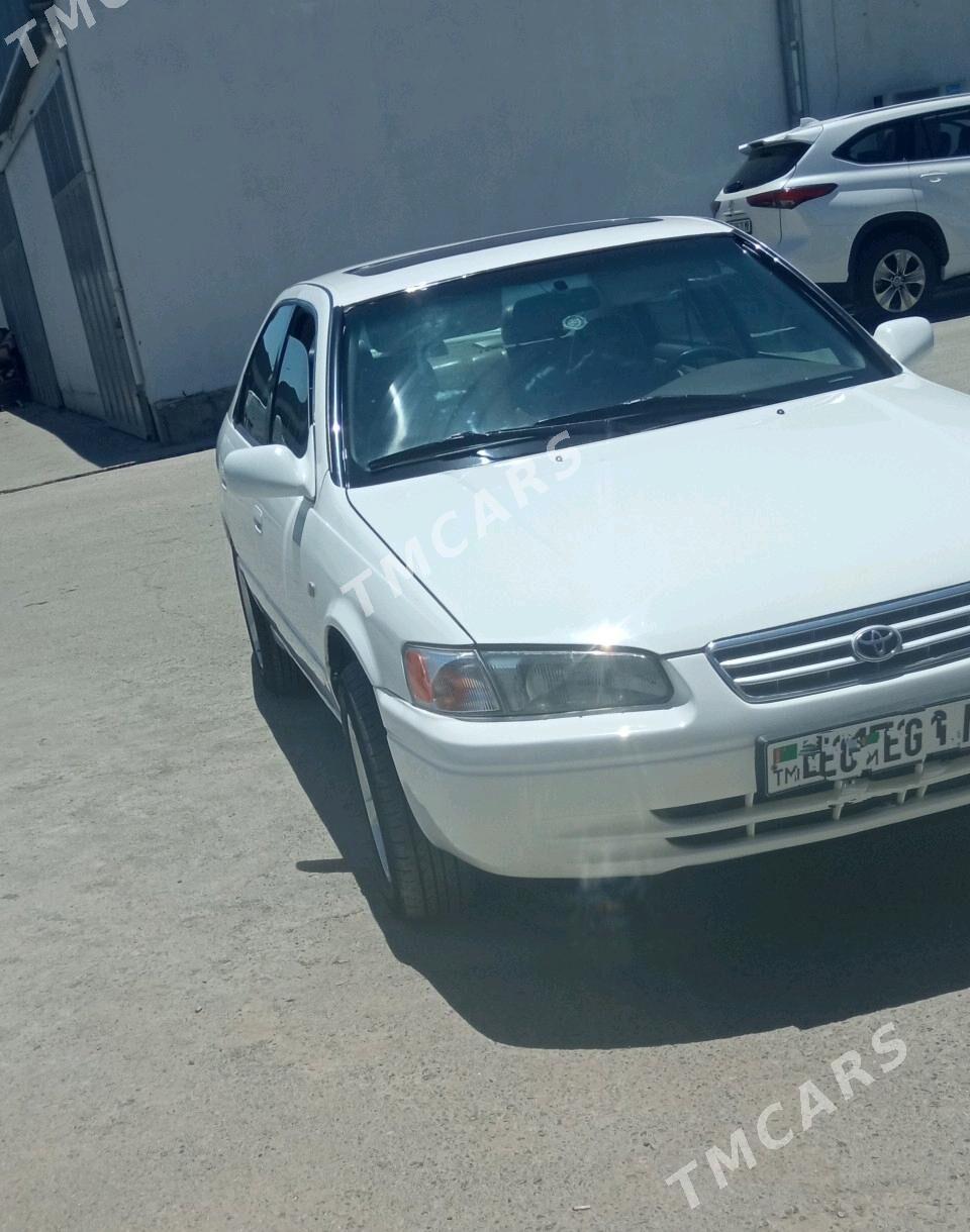 Toyota Camry 1998 - 120 000 TMT - Мары - img 3