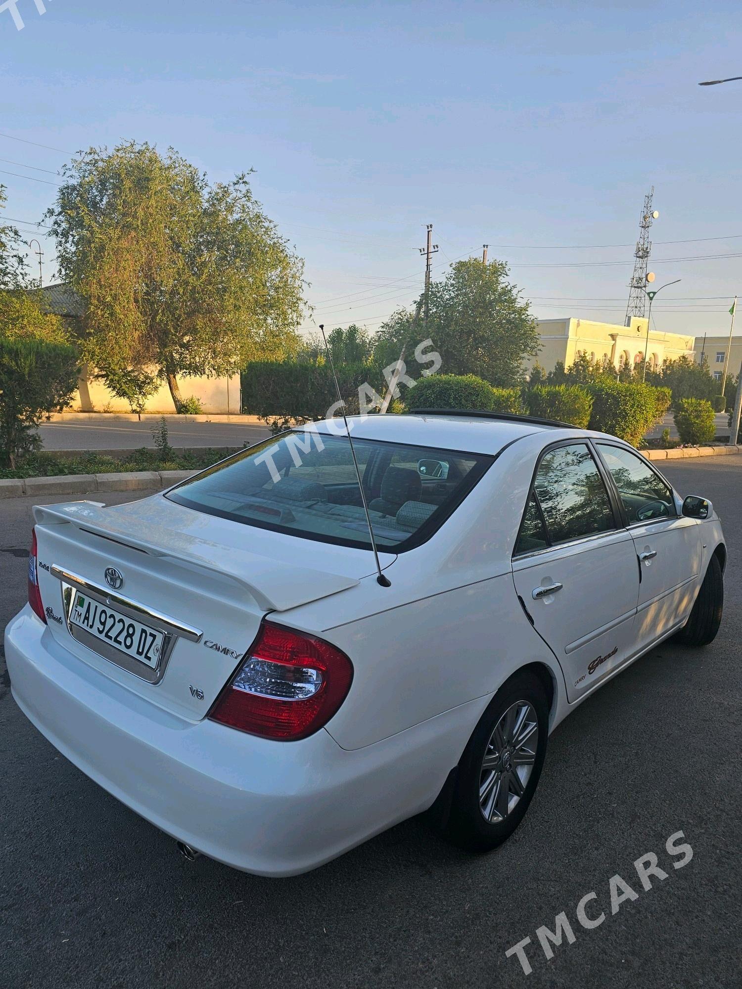 Toyota Camry 2003 - 139 000 TMT - Köneürgenç - img 10