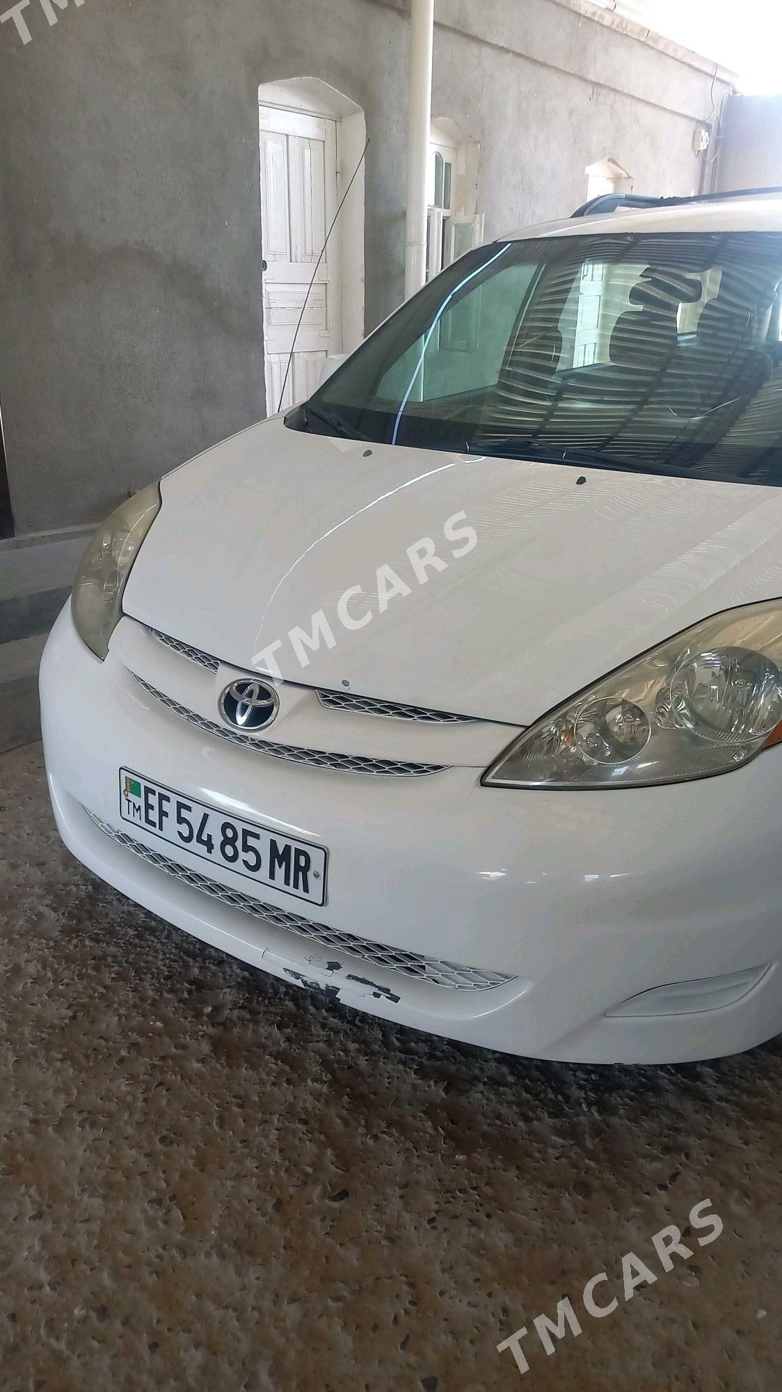 Toyota Sienna 2008 - 220 000 TMT - Murgap - img 3