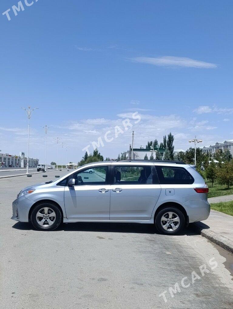 Toyota Sienna 2020 - 315 000 TMT - Kerki - img 7
