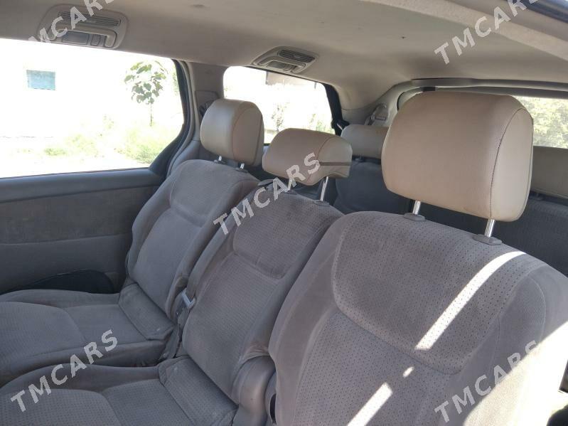 Toyota Sienna 2009 - 220 000 TMT - Дашогуз - img 3