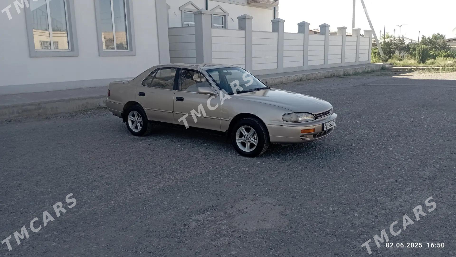 Toyota Camry 1994 - 75 000 TMT - Türkmenabat - img 2