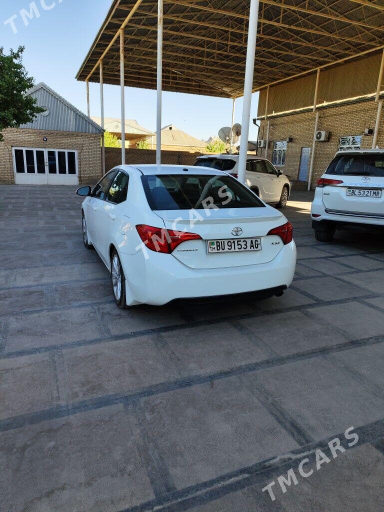 Toyota Corolla 2018 - 220 000 TMT - Мары - img 3