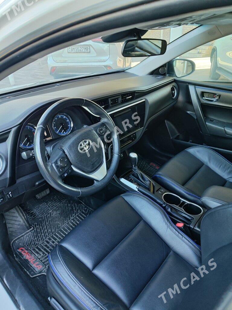 Toyota Corolla 2018 - 220 000 TMT - Мары - img 2