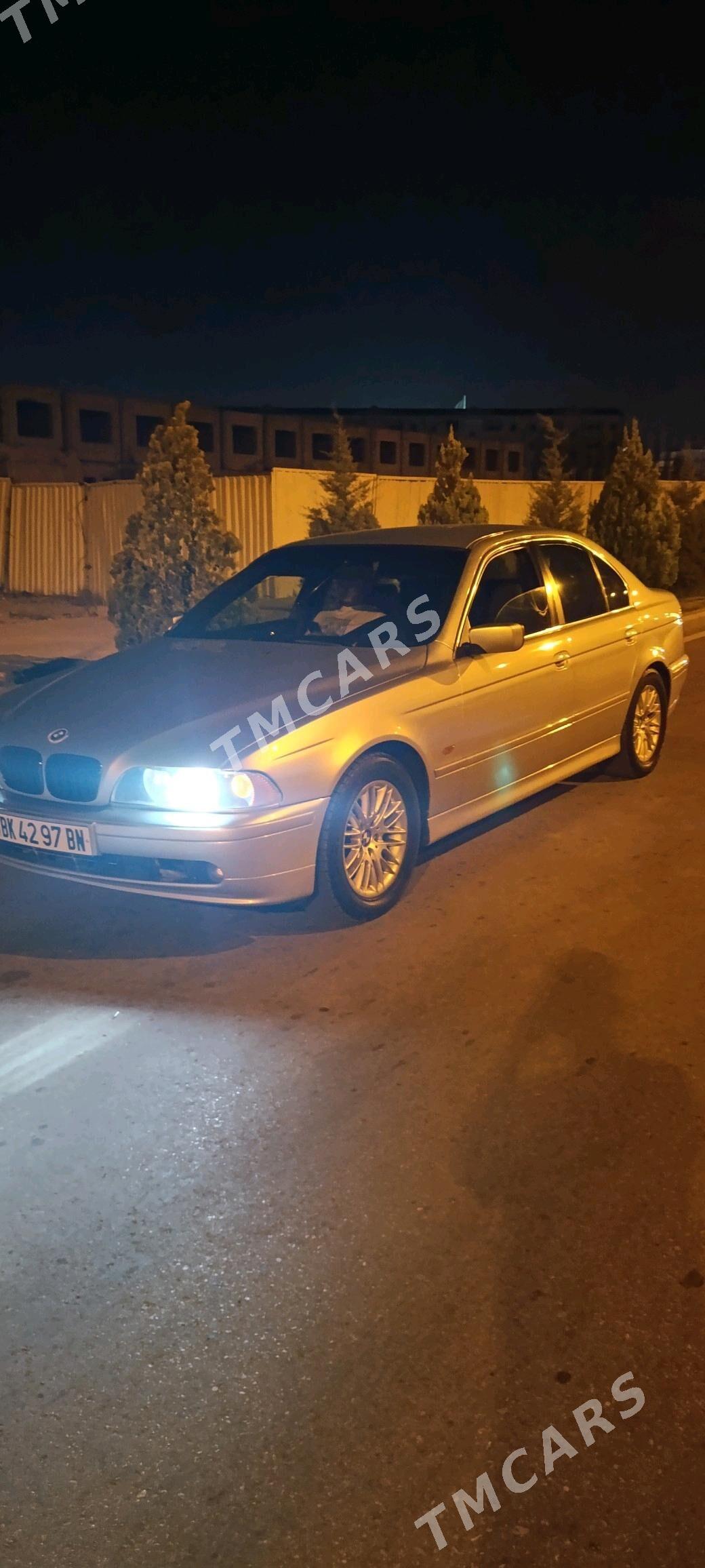 BMW E39 2000 - 105 000 TMT - Балканабат - img 2