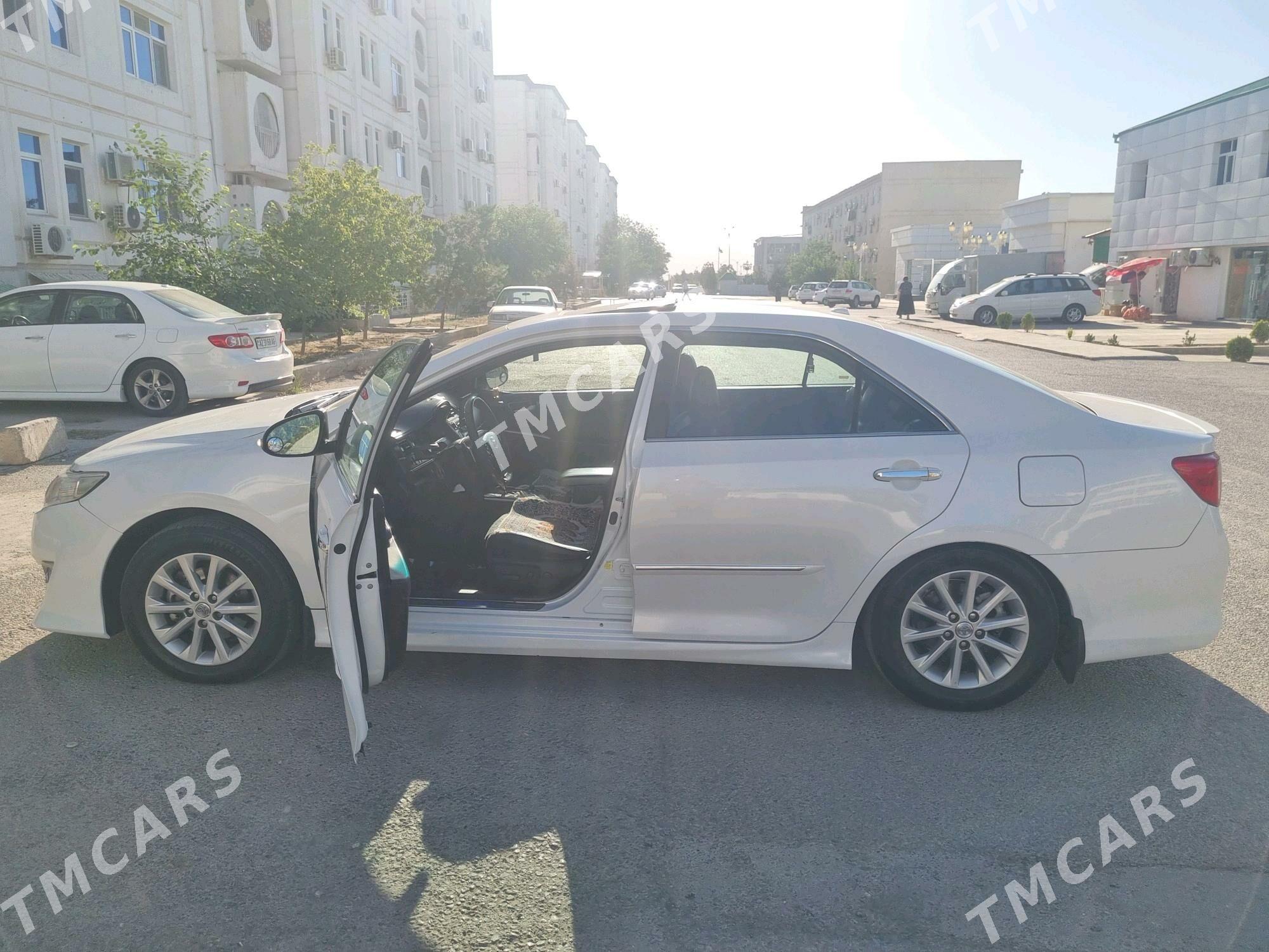 Toyota Camry 2014 - 260 000 TMT - Бузмеин ГРЭС - img 5