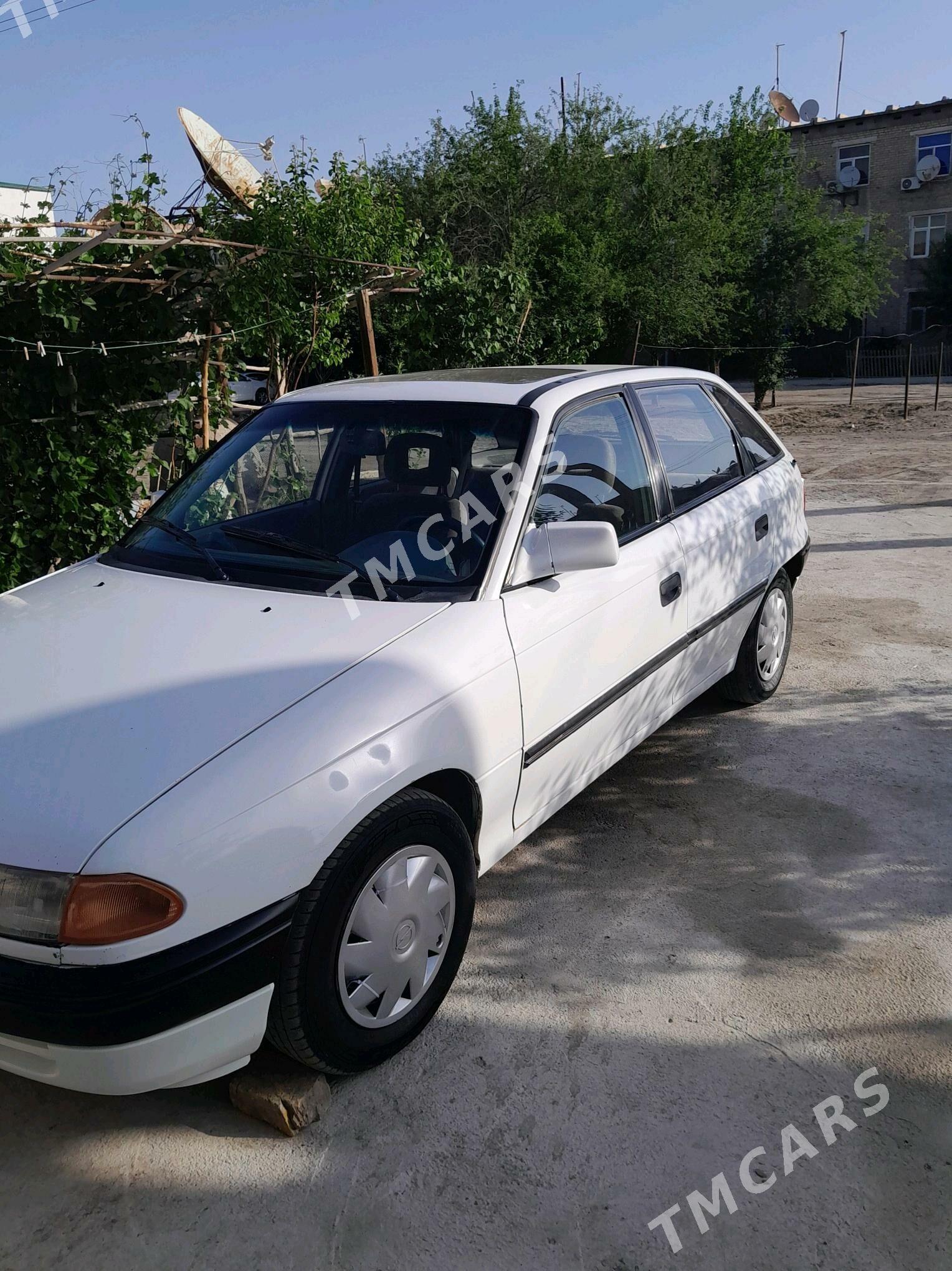 Opel Astra 1994 - 36 000 TMT - Дашогуз - img 2