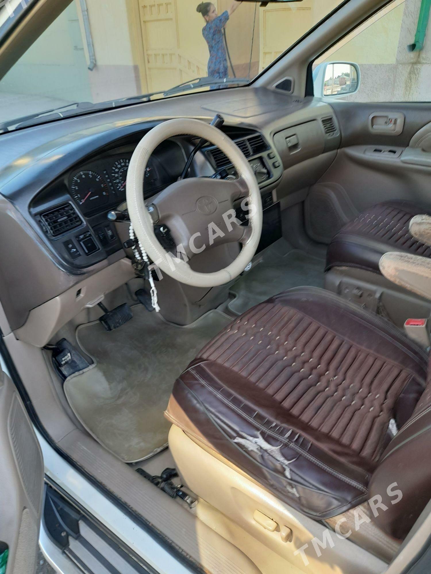 Toyota Sienna 1999 - 165 000 TMT - Aşgabat - img 2