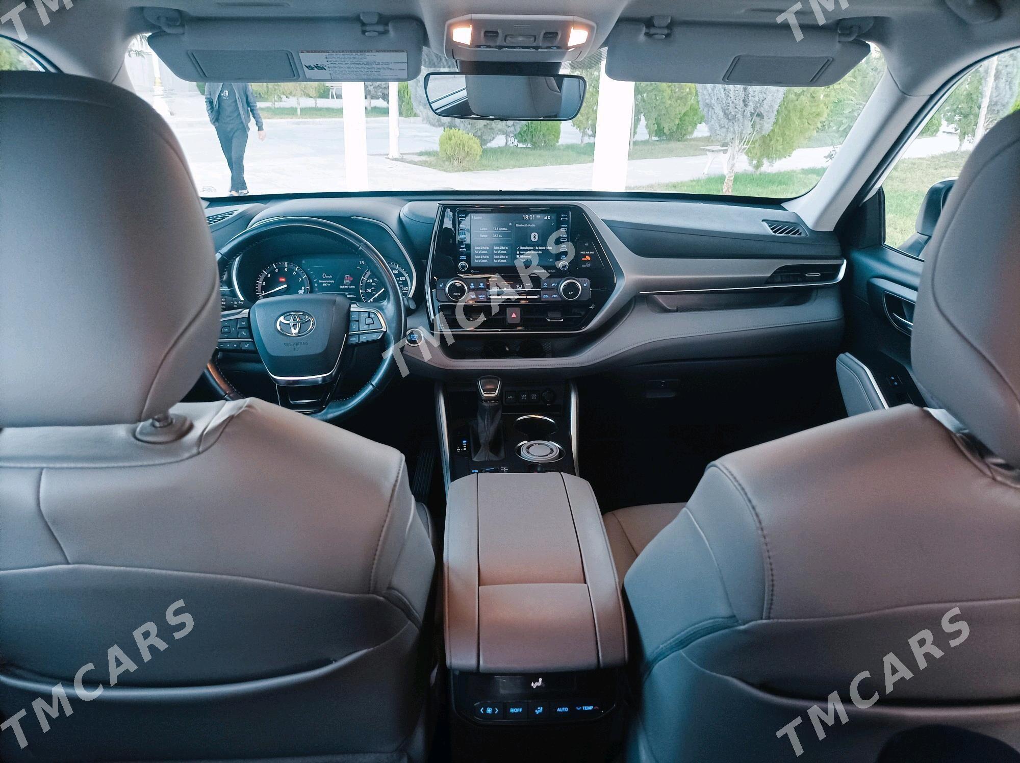 Toyota Highlander 2020 - 605 000 TMT - Aşgabat - img 4