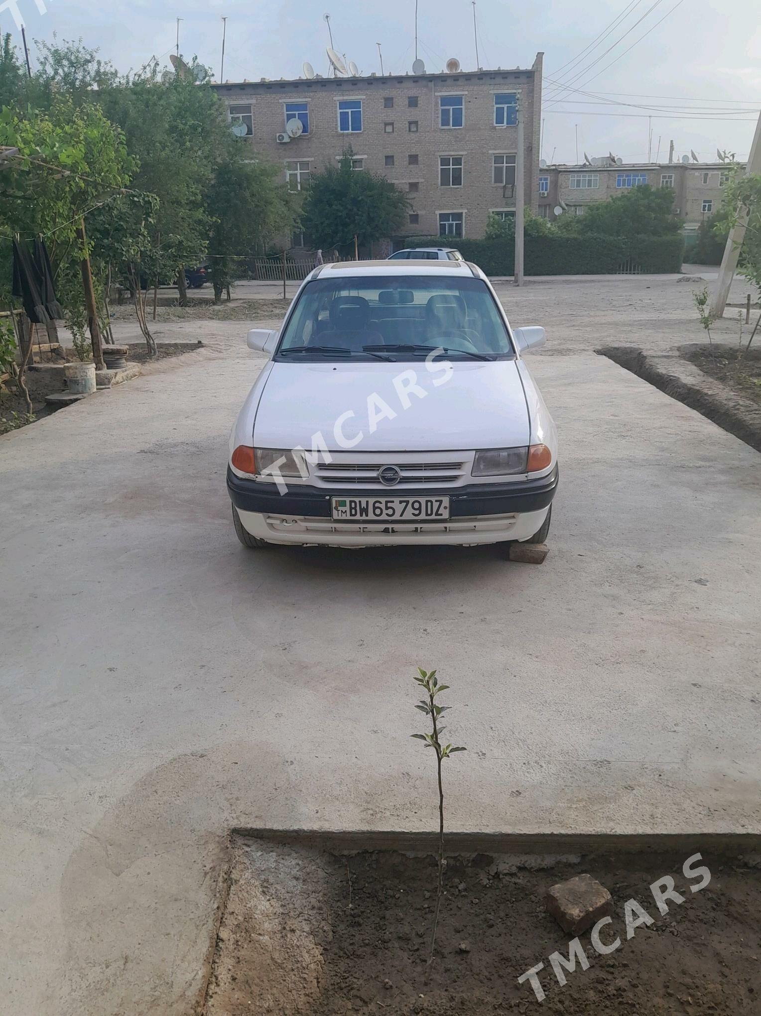 Opel Astra 1994 - 36 000 TMT - Дашогуз - img 5