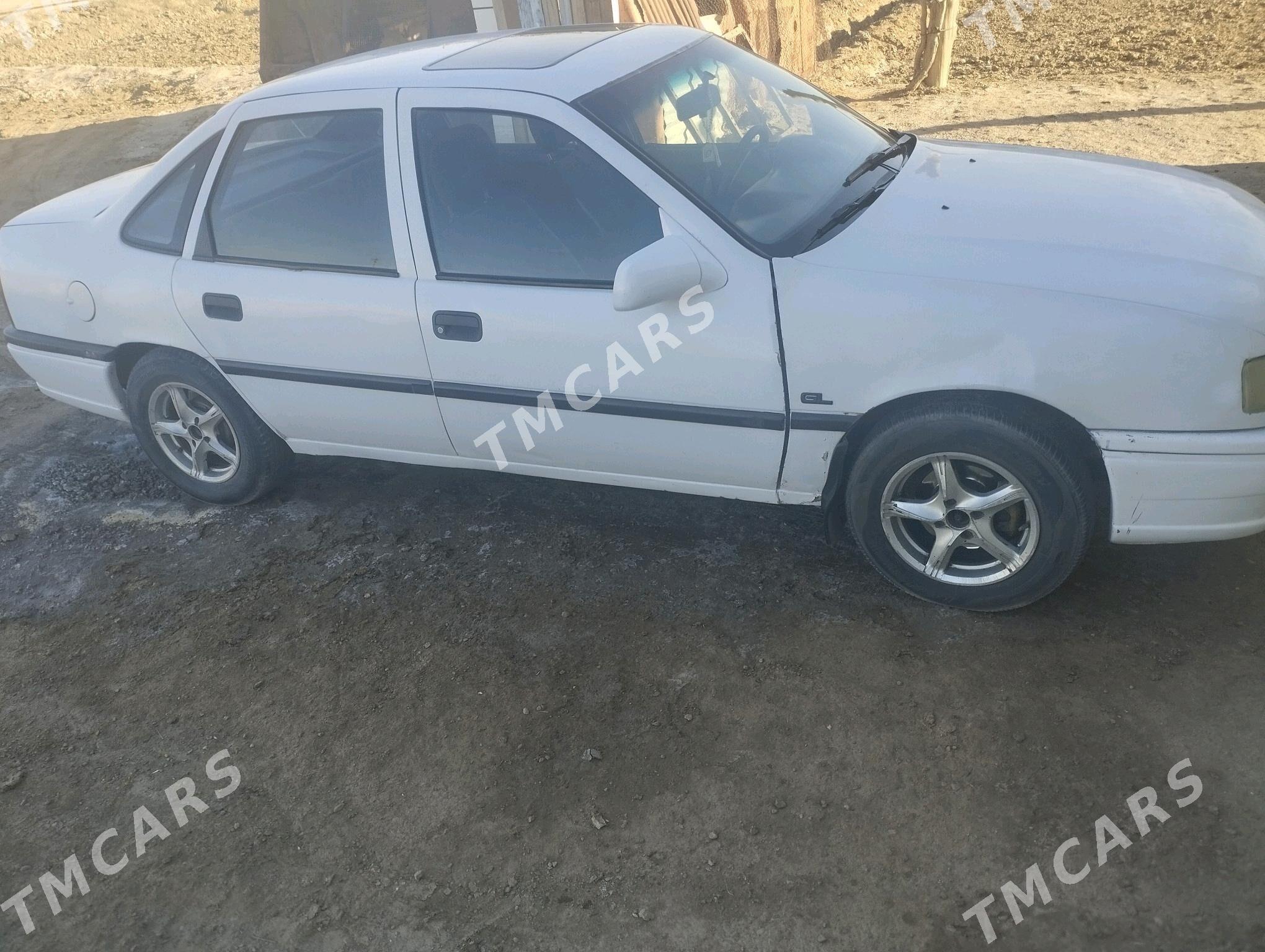 Opel Vectra 1993 - 30 000 TMT - Мары - img 3